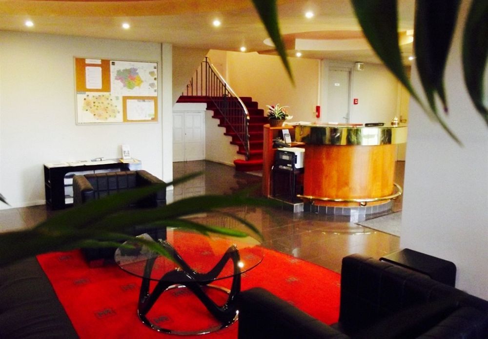 Hotel Robinson Ош Экстерьер фото